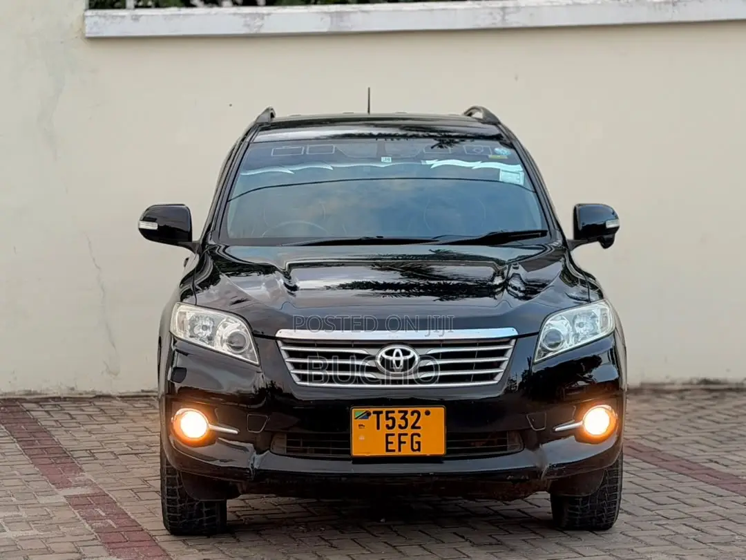 Toyota Vanguard 2011 Black
