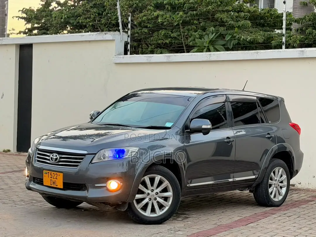Toyota Vanguard 2011 Gray