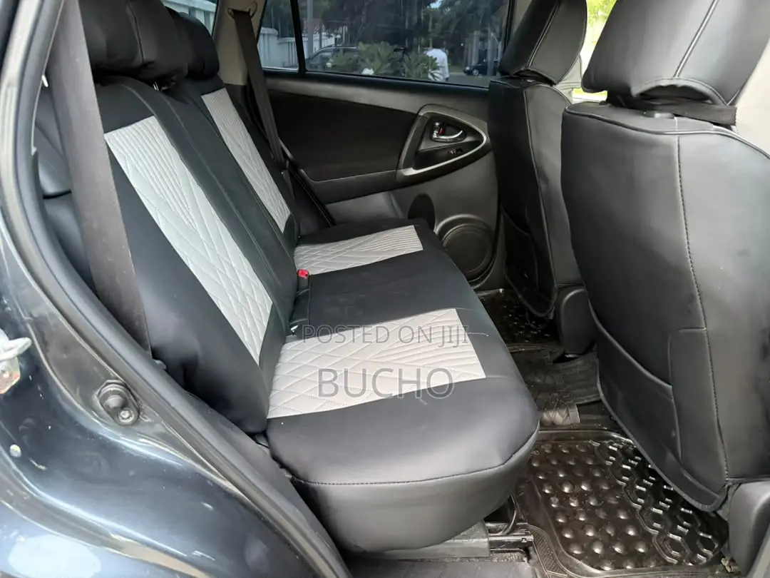 Toyota Vanguard 2011 Gray