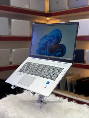Laptop HP 17-3000 16GB Intel Core i5 SSD 512GB