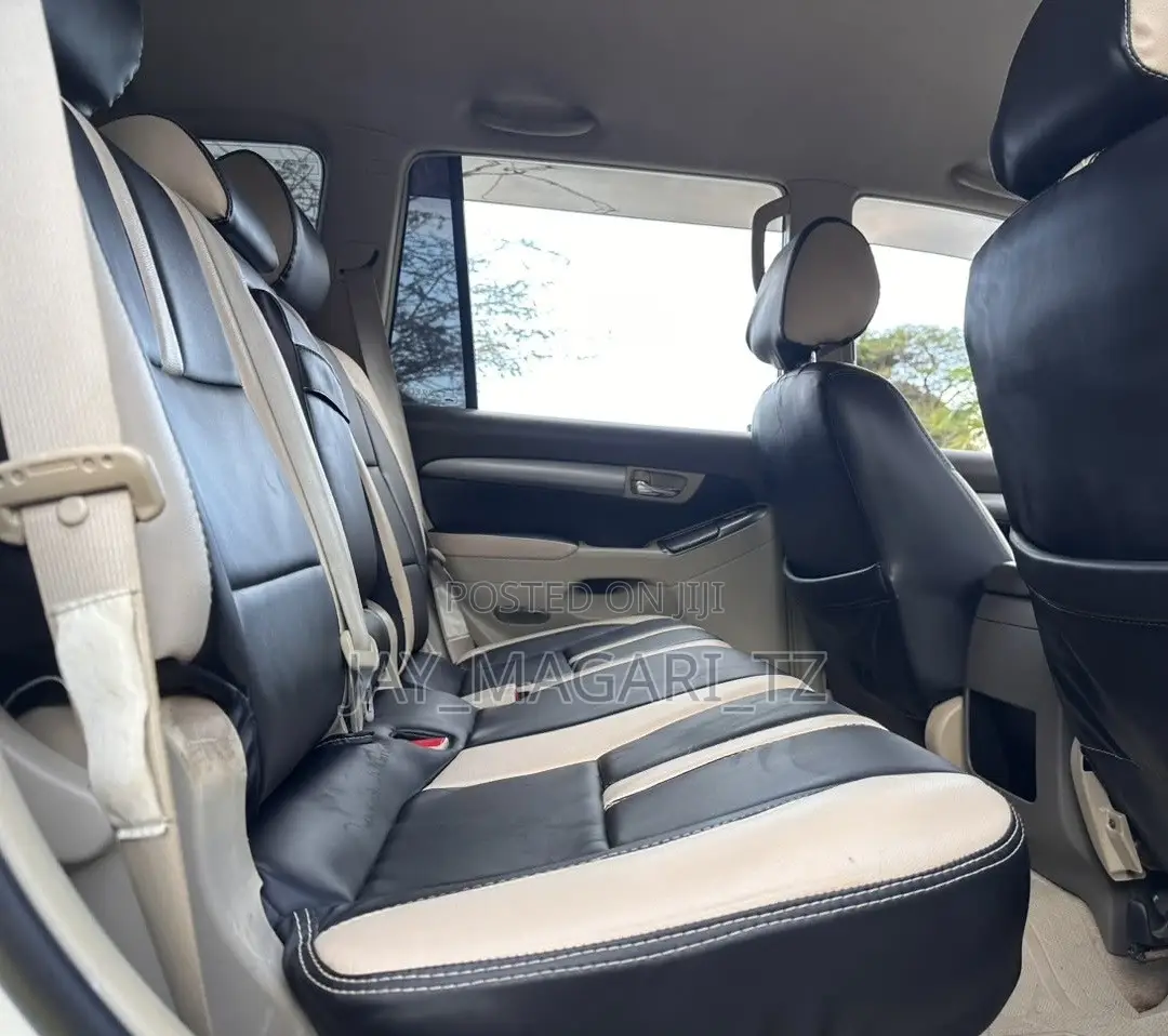 Toyota Land Cruiser Prado 2005 White