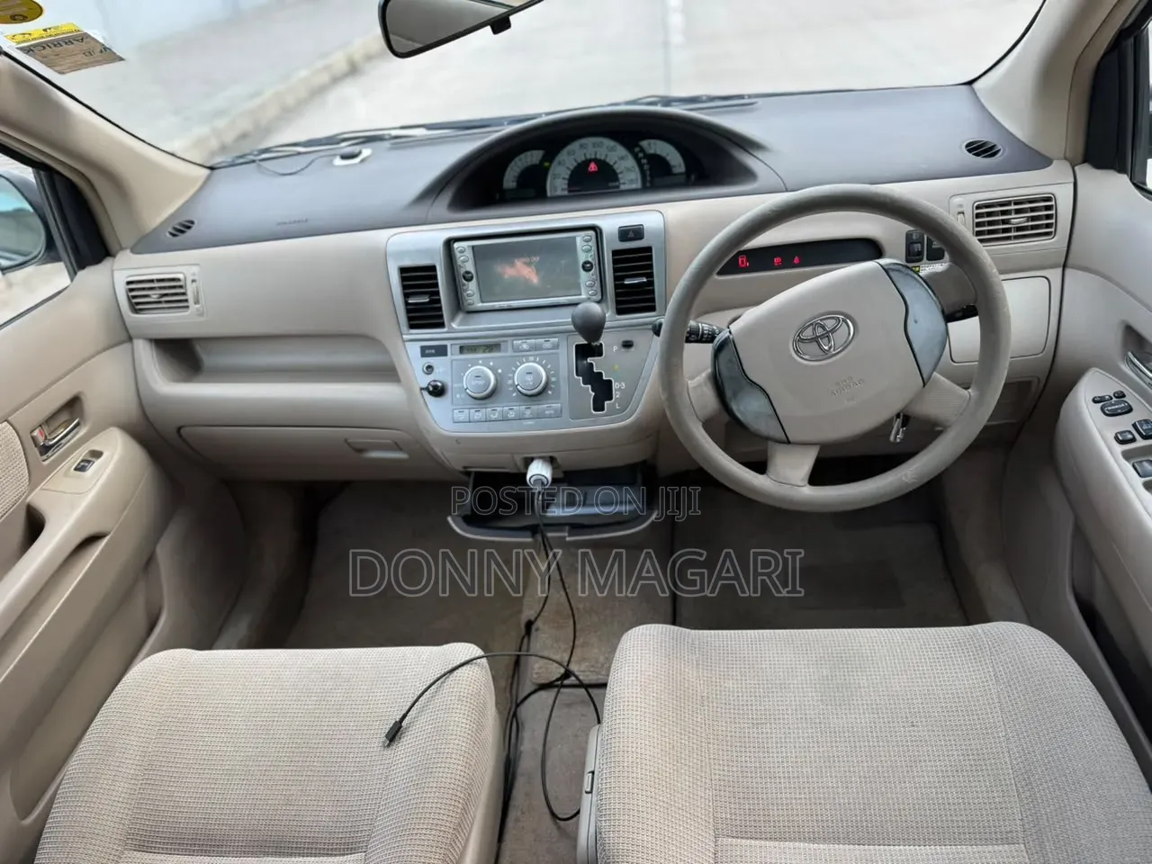 Toyota Raum 1.5 FWD 2004 Silver