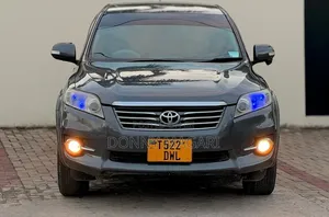 Toyota Vanguard 2011 Gray