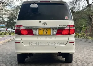 Toyota Alphard 2004 White