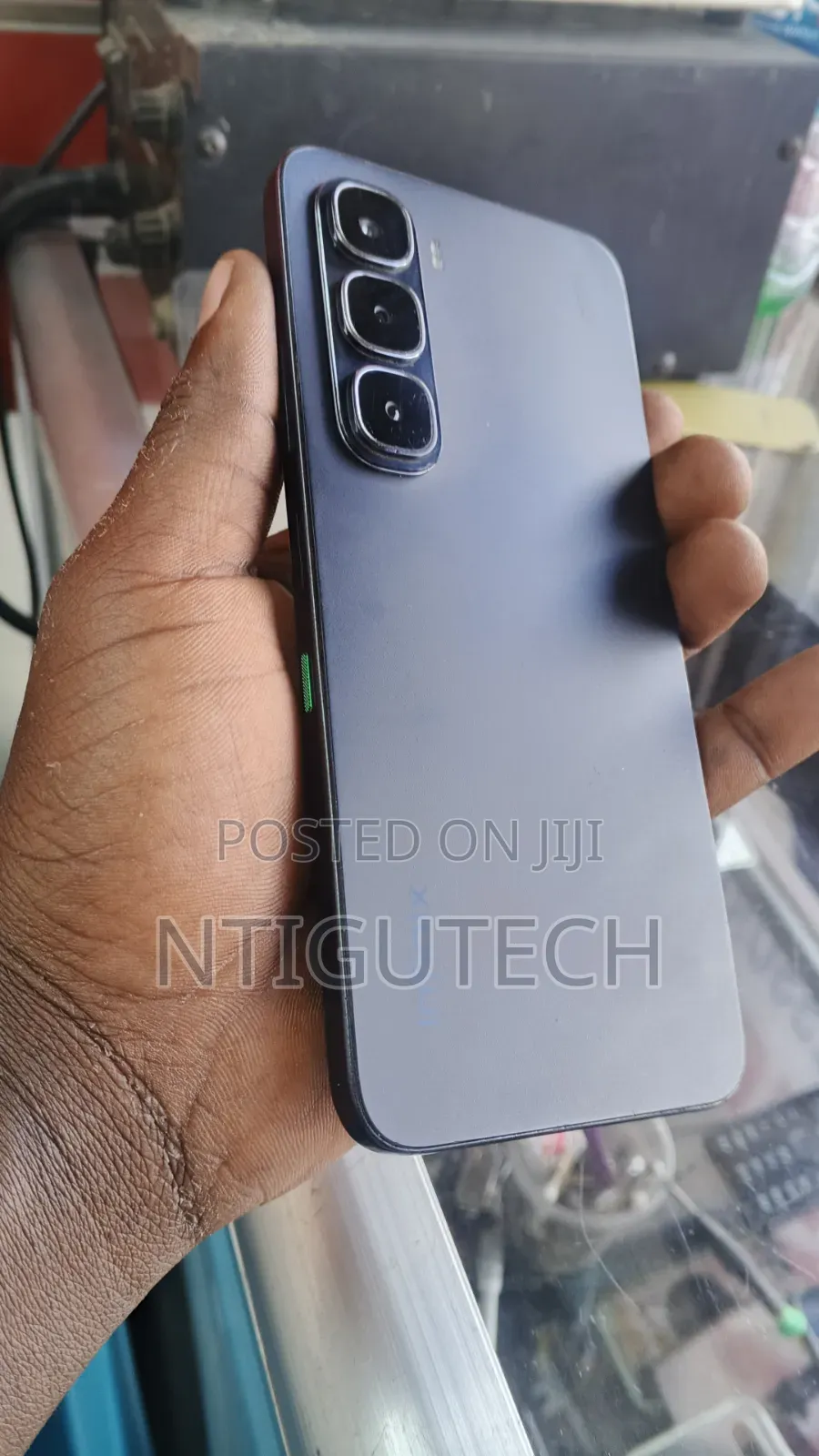 Infinix Hot 60i 128 GB Blue