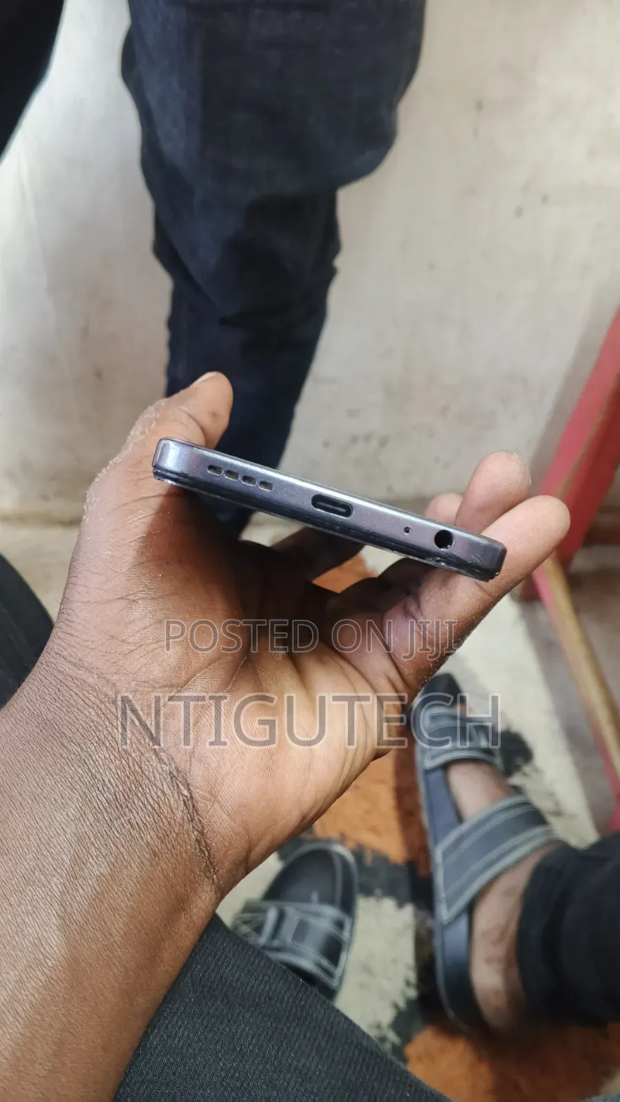 Infinix Hot 60i 128 GB Blue