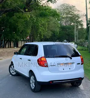 Mazda Verisa 2009 White