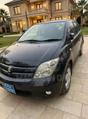 Toyota IST 2004 Black