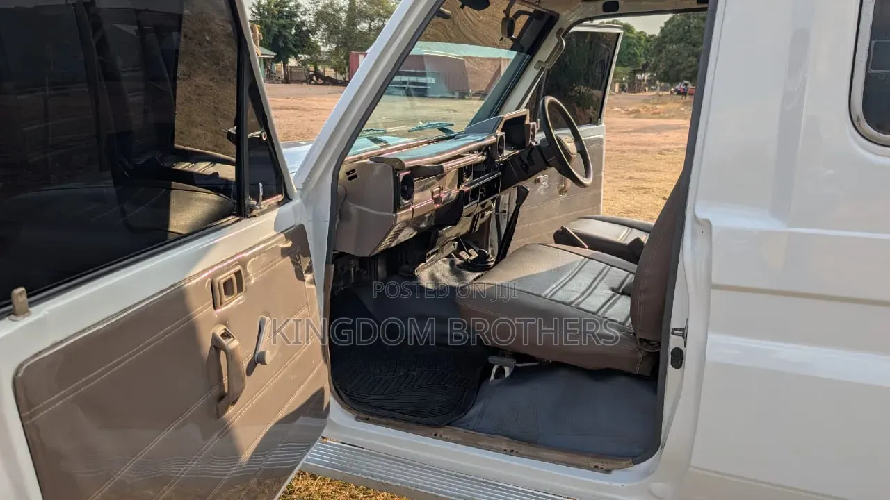 Toyota Land Cruiser 79 Series 2009 White