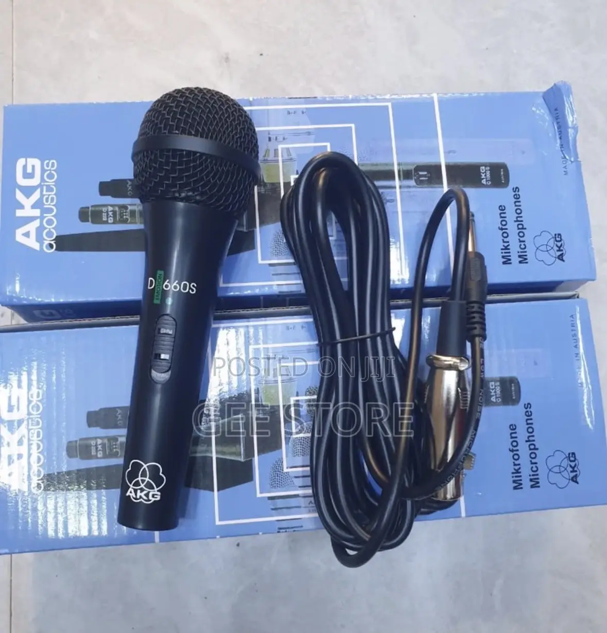 AKG D660S Dynamic Handheld Wired Microphone