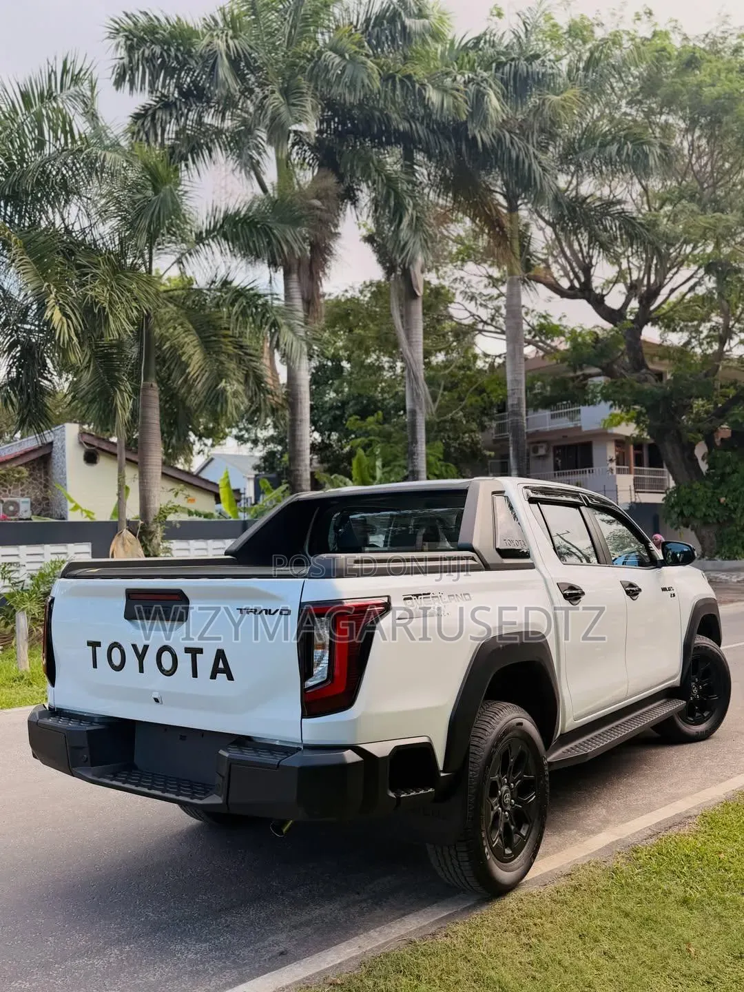 New Toyota Hilux Active (Diesel) 2026 Ivory
