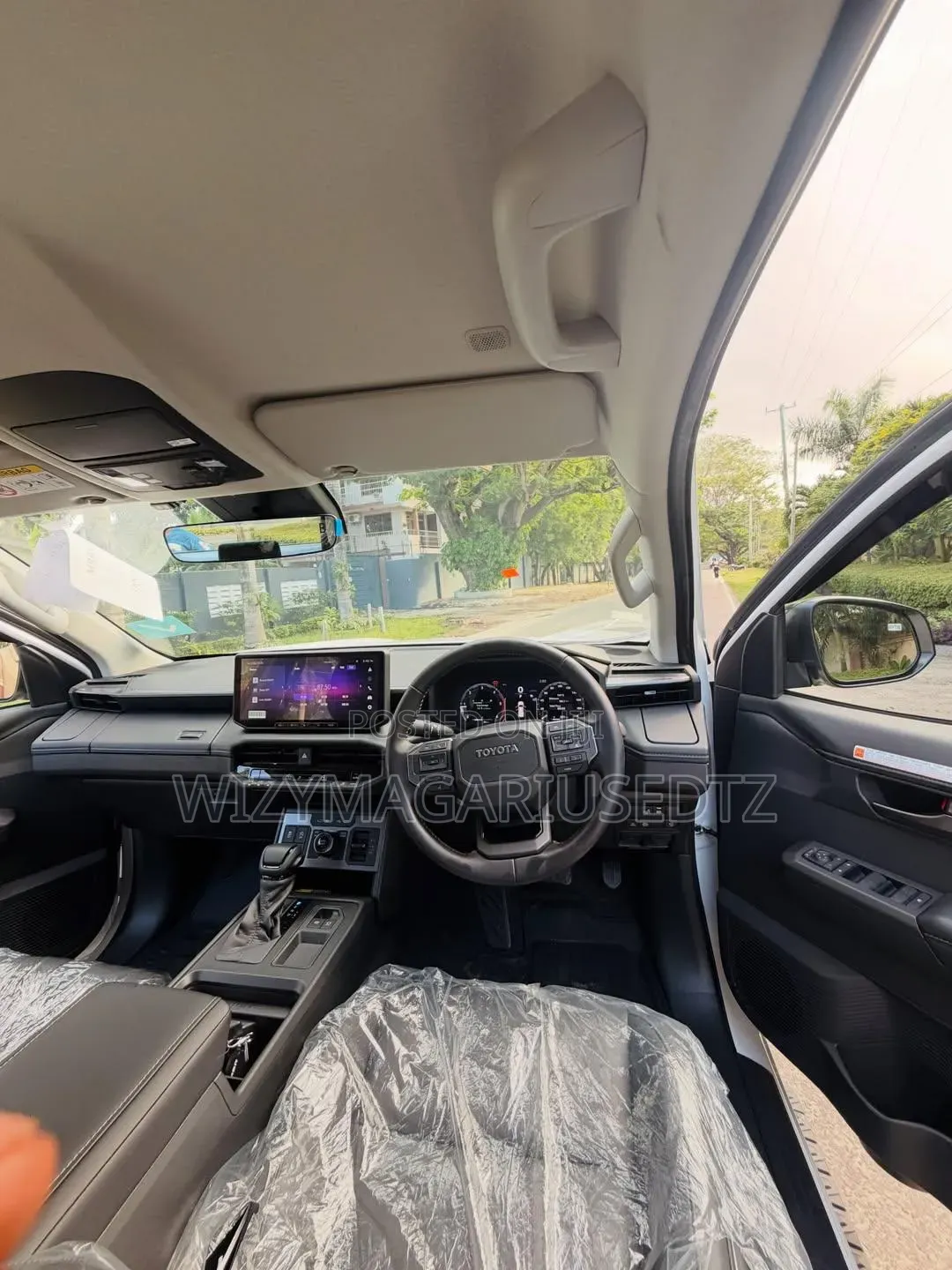 New Toyota Hilux Active (Diesel) 2026 Ivory