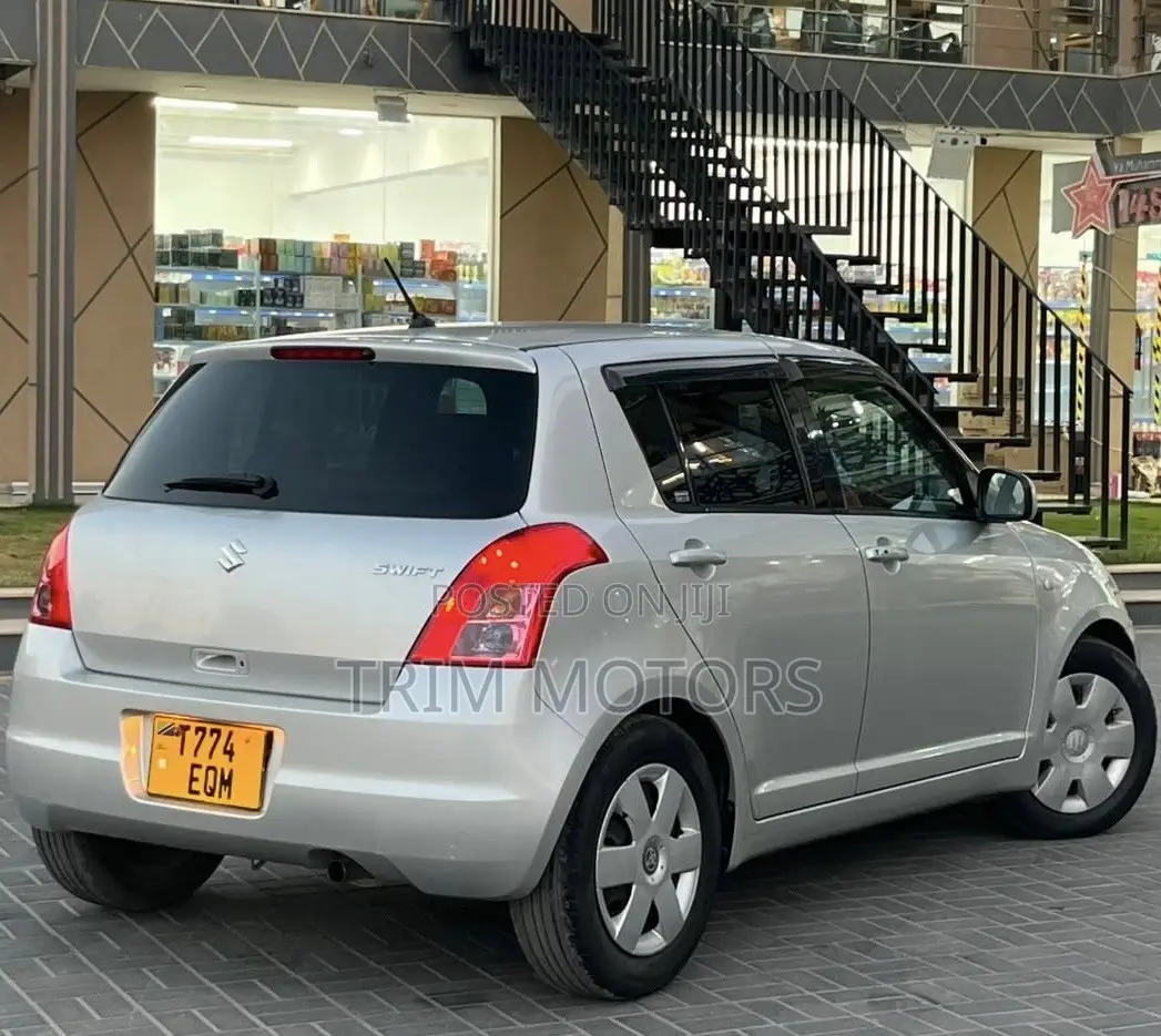 Suzuki Swift 2009 Silver