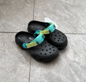 Crocs Men's Classic Clogs
