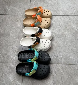 Crocs Men's Classic Clogs