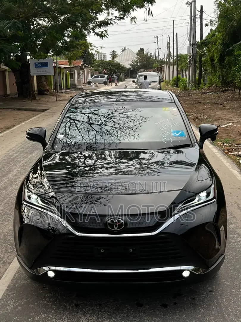 Toyota Harrier 2022 Black