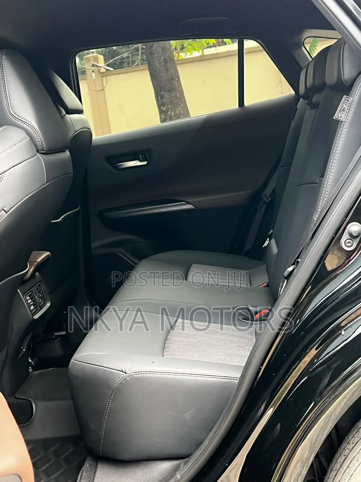 Toyota Harrier 2022 Black