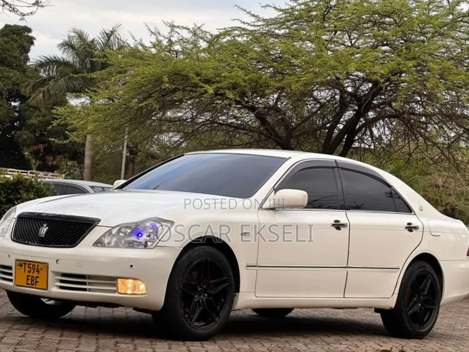 Toyota Crown 2007 White