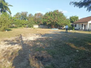 2600sqm Yard for Rent in Mikocheni