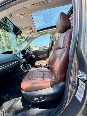 Subaru Forester 2.0XT Premium AWD 2016 Gray