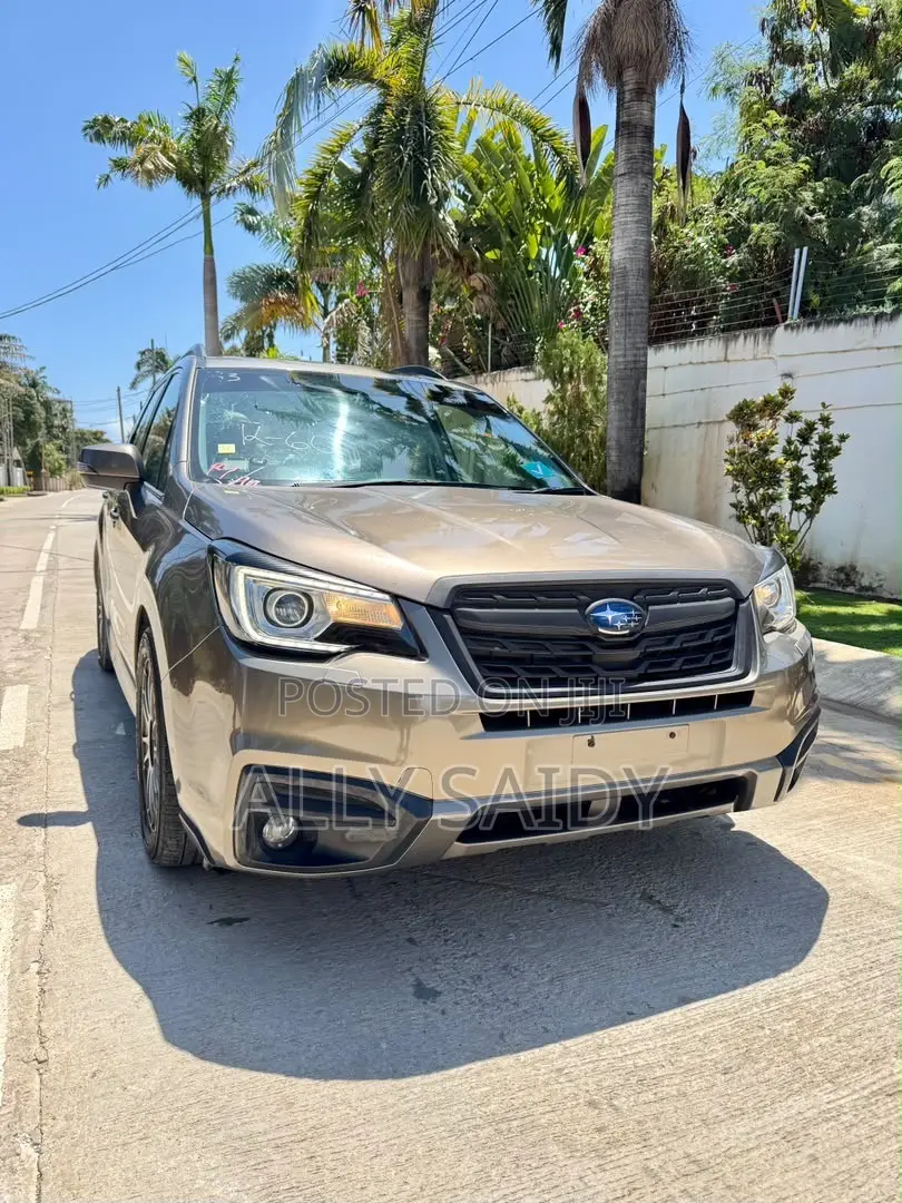 Subaru Forester 2.0XT Premium AWD 2016 Gray