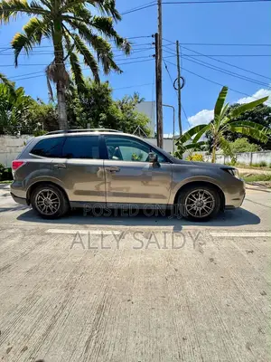 Subaru Forester 2.0XT Premium AWD 2016 Gray