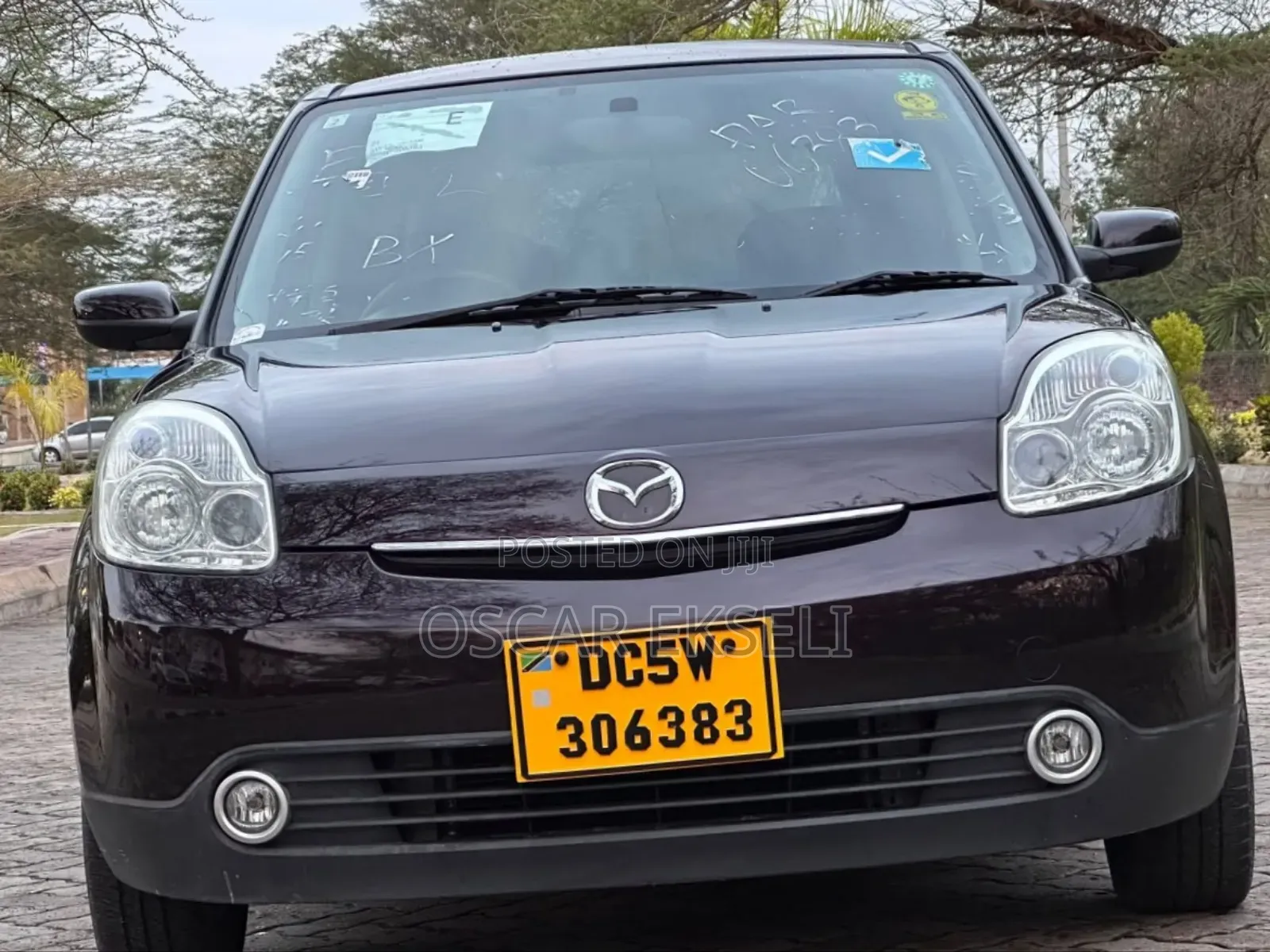 Mazda Verisa 2008 Maroon