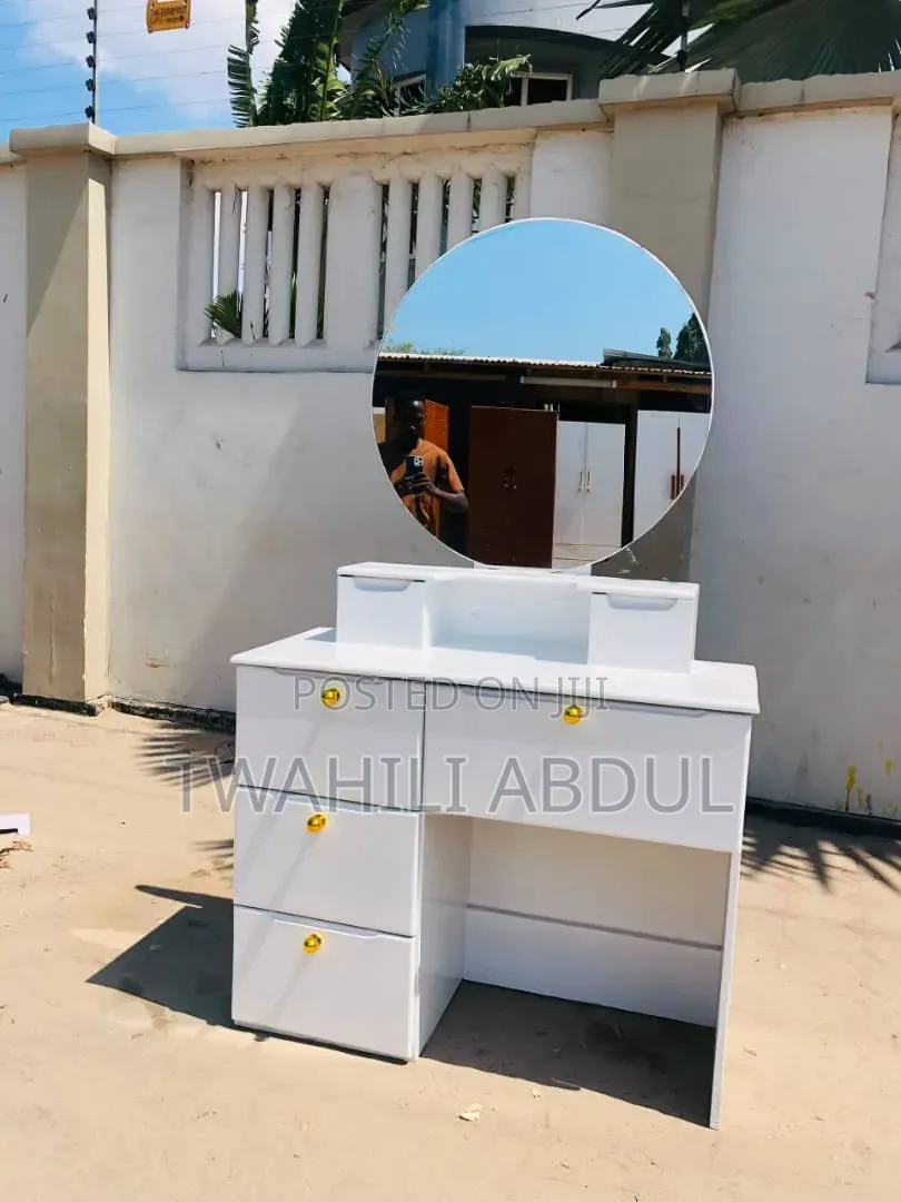 Dressing Table Za Kisasa