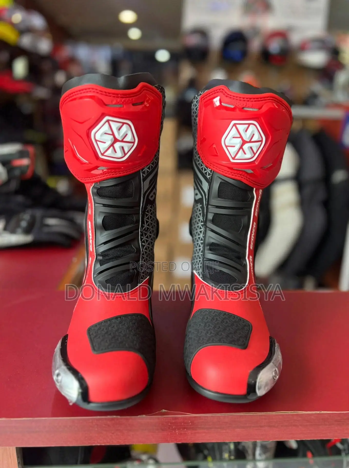 Scoyco R3 Racing Boots - Red Edition