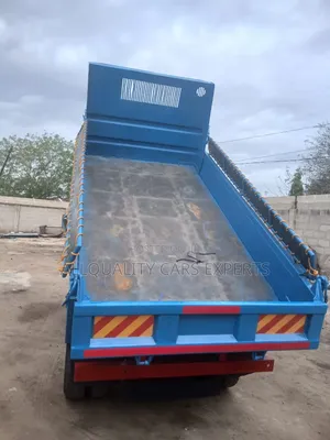 Canter Tipper