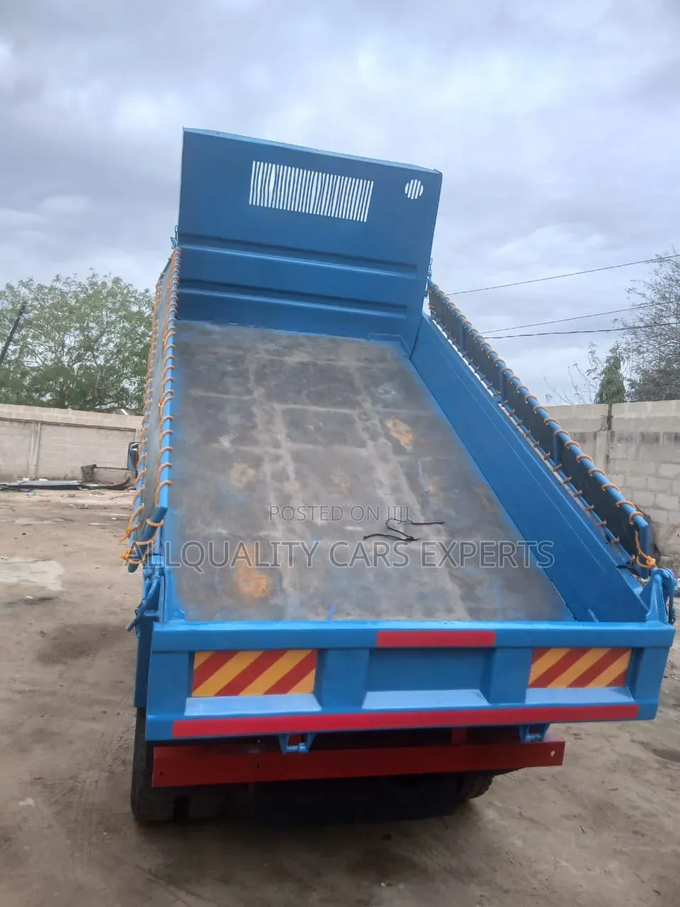 Canter Tipper
