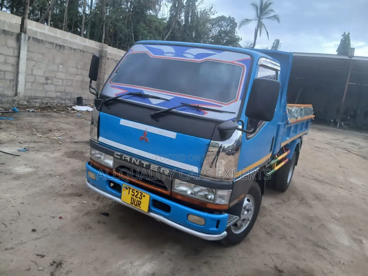 Canter Tipper
