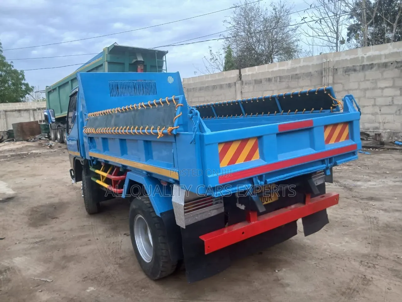 Canter Tipper