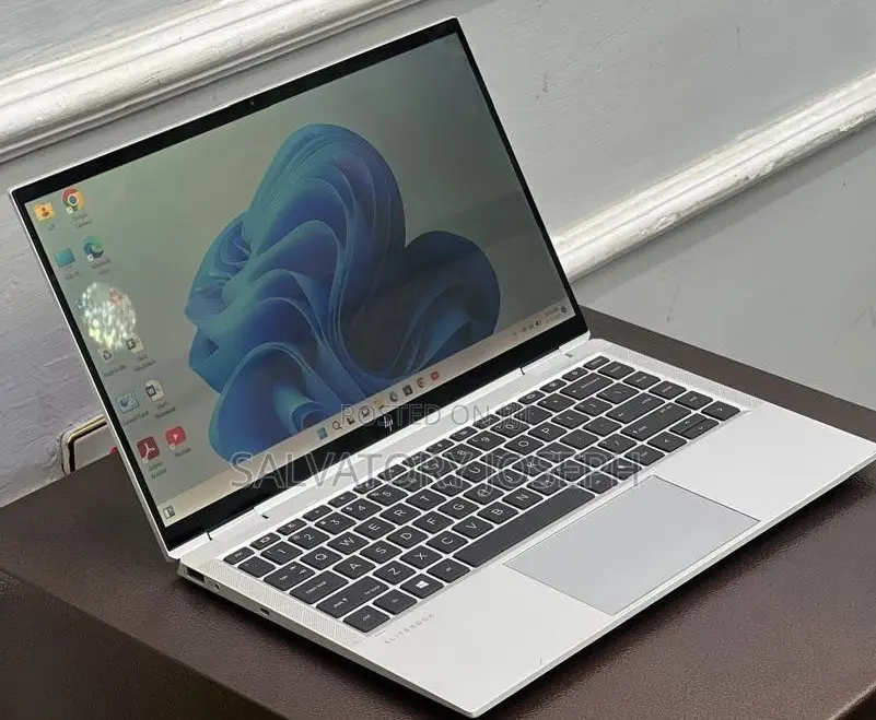 New Laptop HP EliteBook 1040 G8 16GB Intel Core i7 SSD 512GB