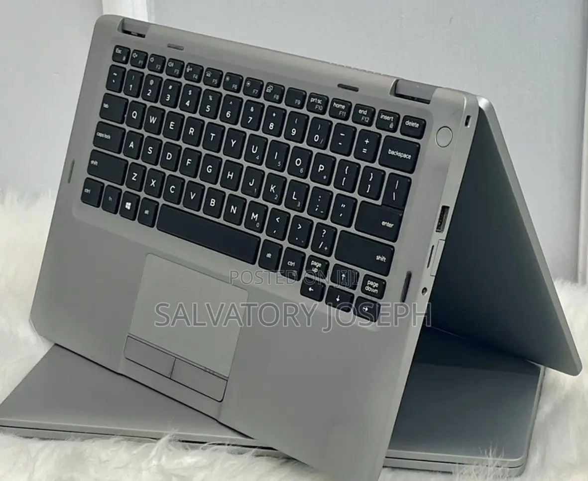 Laptop Dell Latitude 5310 2-in-1 8GB Intel Core i5 SSD 256GB