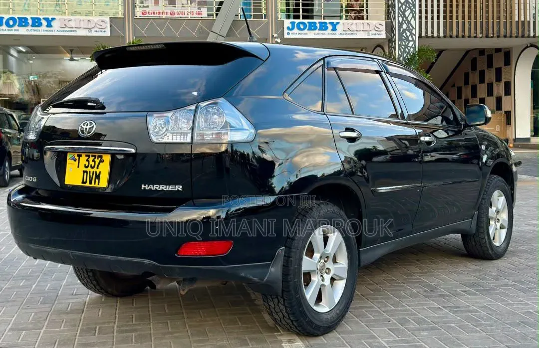 Toyota Harrier 2005 Black