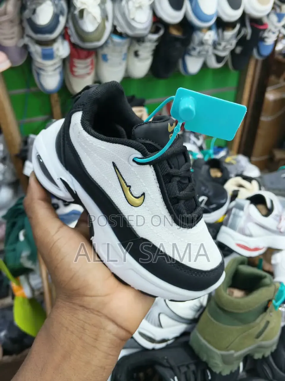 New Sneakers Nike Air for Your Kids