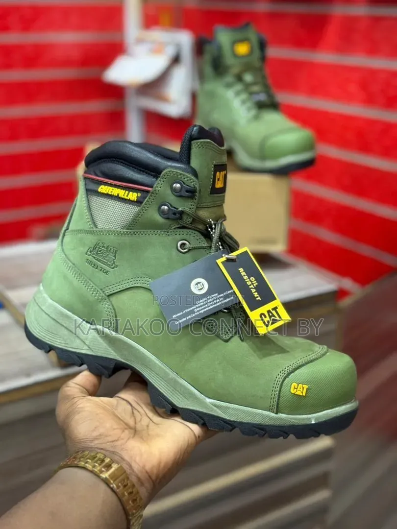 Caterpillar (CAT) Men's Leather Work & Safety Boots