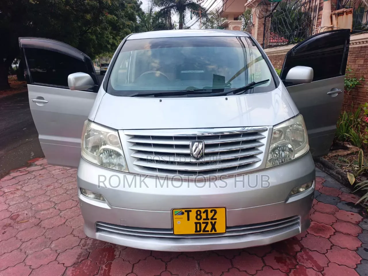 Toyota Alphard 2007 Silver