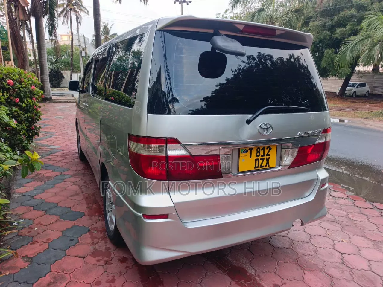 Toyota Alphard 2007 Silver