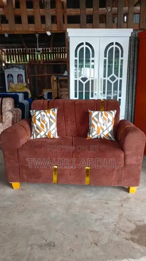 Sofa Za Watu Wawili