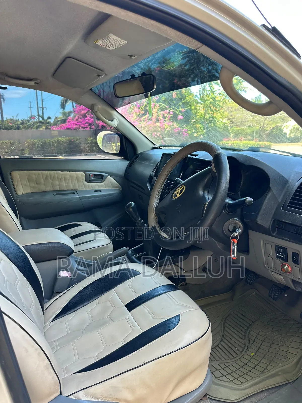 Toyota Hilux 2008 Gold