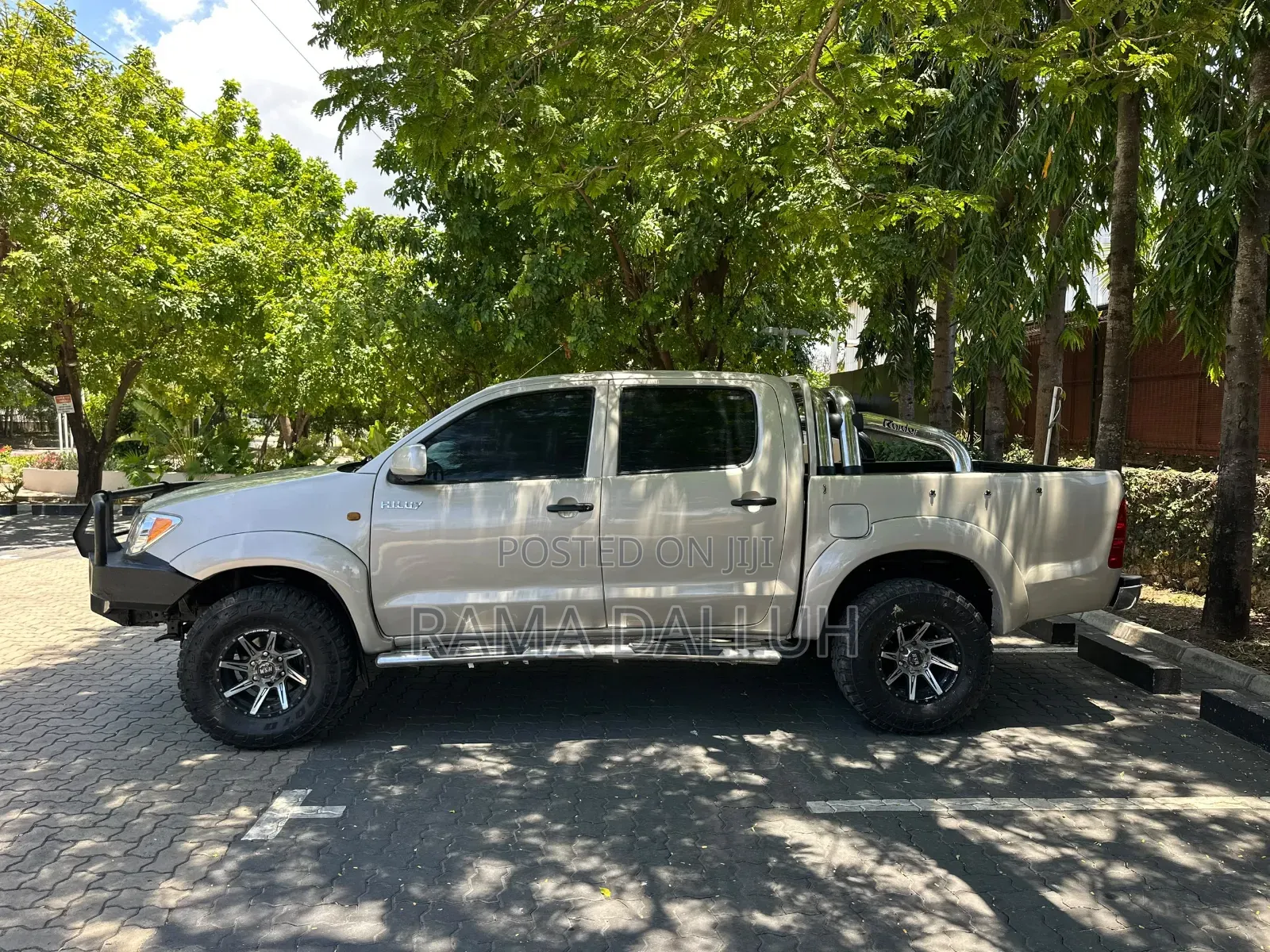 Toyota Hilux 2008 Gold