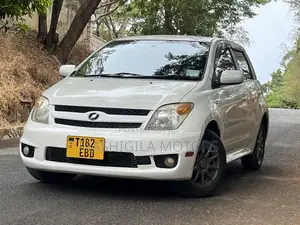 Toyota IST 2006 Pearl