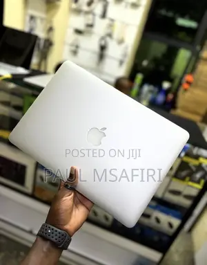 Laptop Apple MacBook Air 2017 8GB Intel Core i5 HDD 500GB