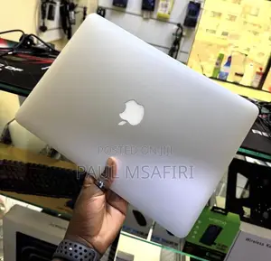 Laptop Apple MacBook Air 2017 8GB Intel Core i5 HDD 500GB