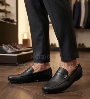 Men's Leather Shoes in Loafer Design 1 Black Colour
