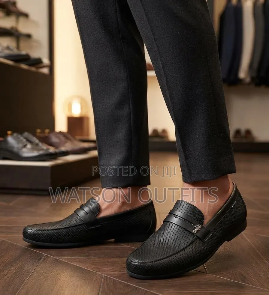 Men's Leather Shoes in Loafer Design 1 Black Colour