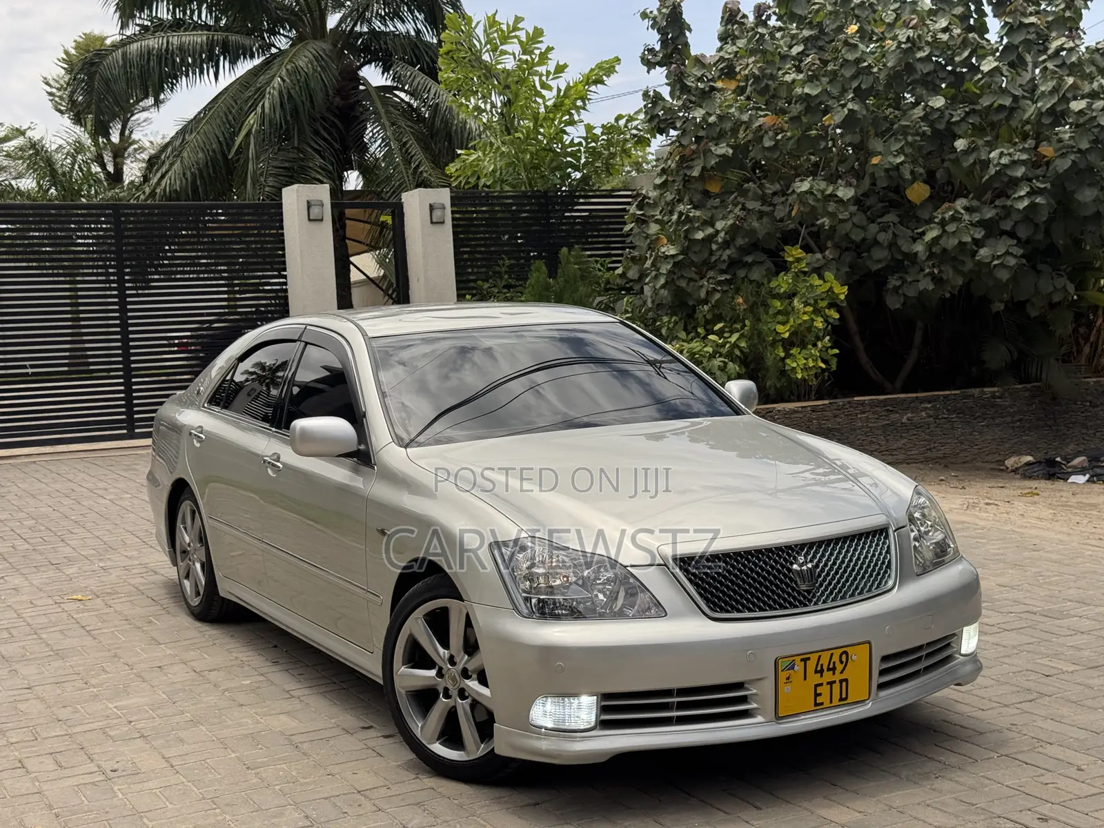 Toyota Crown 2004 Silver