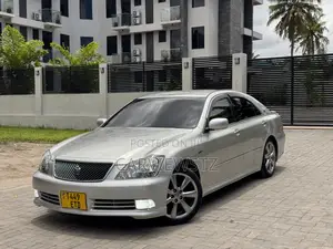 Toyota Crown 2004 Silver